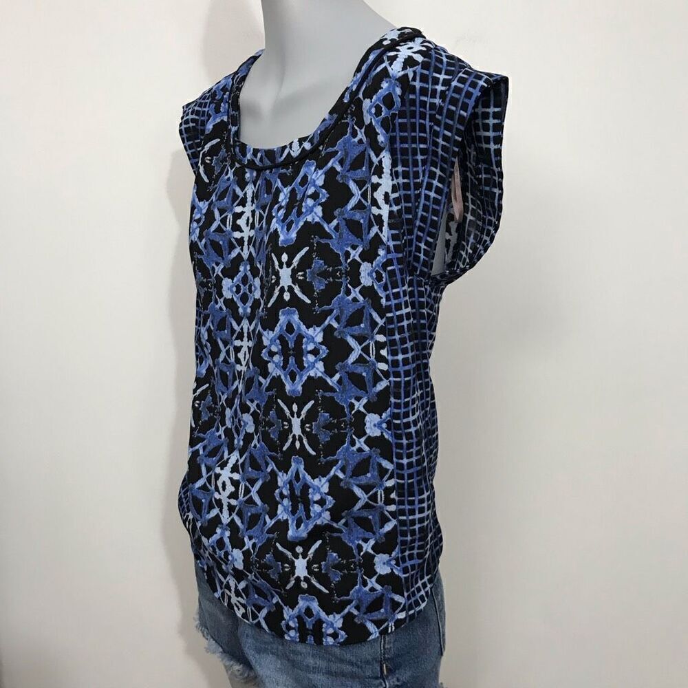 Forever21 Blue Black Blouse V‎ Back Size xs